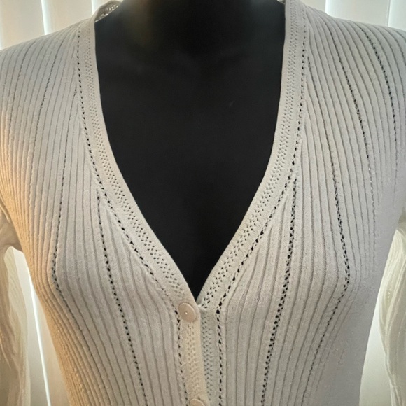 Authentic Chanel Cream Buttoned Cardigan - Picture 6 of 9